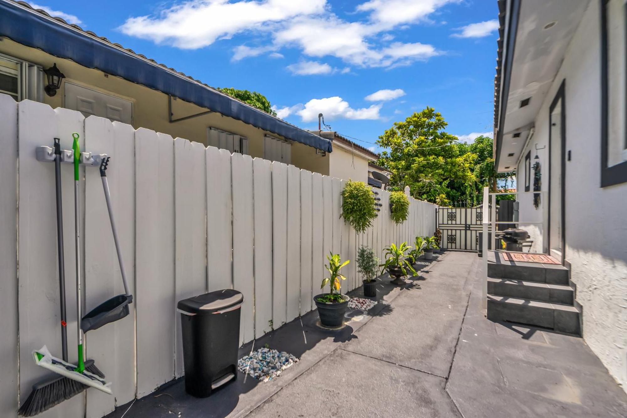 Little Gables Studio-Your Miami Escape-10Min Airport Eksteriør billede
