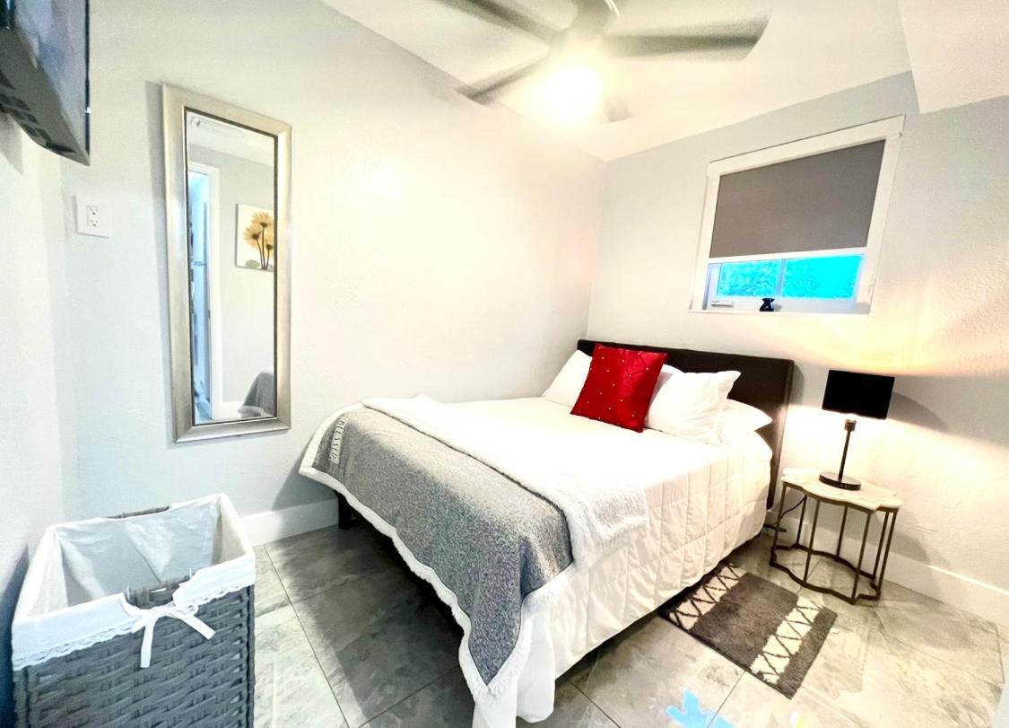 Little Gables Studio-Your Miami Escape-10Min Airport Eksteriør billede